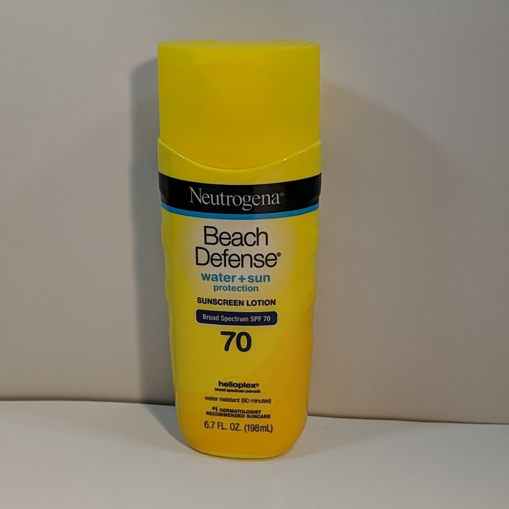 Neutrogena Beach Defense Sunscreen SPS 70 New